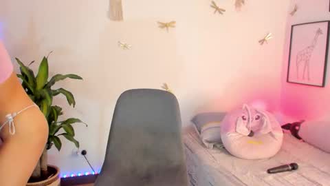 Snapshot of princessluna_14 chatting on March 30, 2026, 8:10 pm princessluna_14 online show from March 30, 2026, 8:10 pm