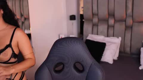 Lu online show from March 5, 2026, 8:27 pm