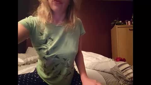 Snapshot of princesspeach_007 chatting on February 1, 2025, 2:58 am Pretty Kitty online show from February 1, 2025, 2:58 am