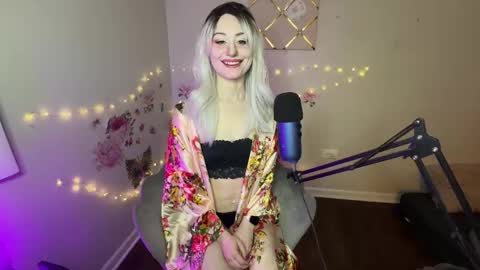 Snapshot of princessstarrxxx chatting on January 7, 2026, 2:14 am Starr online show from January 7, 2026, 2:14 am