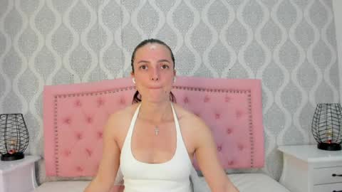 Snapshot of princsgirl_ chatting on April 27, 2026, 7:01 pm Marcela online show from April 27, 2026, 7:01 pm