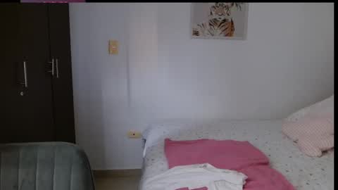 Snapshot of priscila_black chatting on October 20, 2025, 7:03 pm Marcela online show from October 20, 2025, 7:03 pm