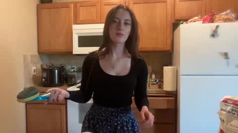 Snapshot of prism50 chatting on September 17, 2025, 11:28 pm Prism online show from September 17, 2025, 11:28 pm