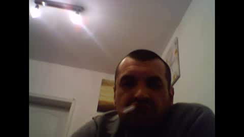 pro100bi online show from December 8, 2024, 3:43 am