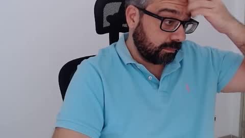 Professional manBD online show from February 3, 2025, 6:39 pm