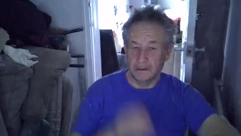 Snapshot of projectorepson chatting on December 21, 2025, 1:29 pm projectorepson online show from December 21, 2025, 1:29 pm