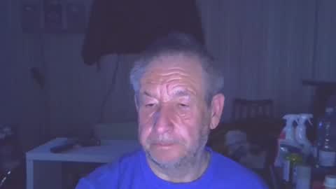 Snapshot of projectorepson chatting on April 4, 2026, 6:38 pm projectorepson online show from April 4, 2026, 6:38 pm