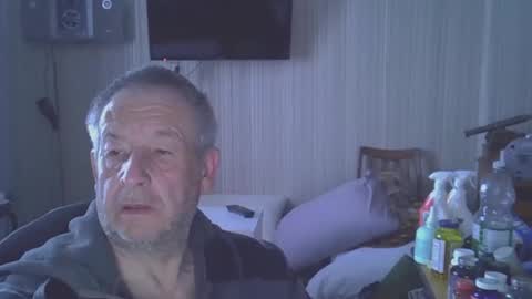 Snapshot of projectorepson chatting on April 5, 2026, 5:43 pm projectorepson online show from April 5, 2026, 5:43 pm