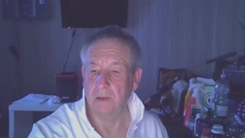 Snapshot of projectorepson chatting on April 7, 2026, 6:30 pm projectorepson online show from April 7, 2026, 6:30 pm