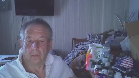 Snapshot of projectorepson chatting on April 8, 2026, 5:46 pm projectorepson online show from April 8, 2026, 5:46 pm