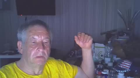 Snapshot of projectorepson chatting on April 9, 2026, 6:46 pm projectorepson online show from April 9, 2026, 6:46 pm