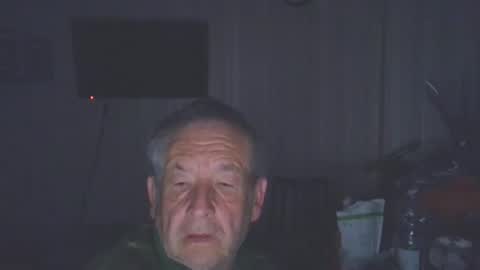 Snapshot of projectorepson chatting on April 12, 2026, 8:14 pm projectorepson online show from April 12, 2026, 8:14 pm