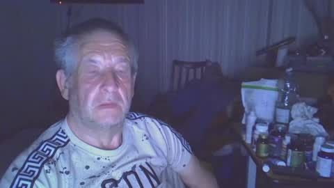 Snapshot of projectorepson chatting on April 18, 2026, 7:58 pm projectorepson online show from April 18, 2026, 7:58 pm