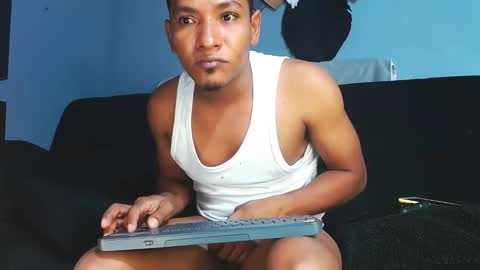 Grande y Gruesa online show from November 1, 2025, 3:19 am