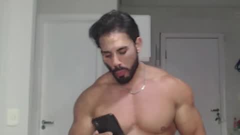 Snapshot of promuscles4u chatting on January 10, 2026, 1:07 am promuscles4u online show from January 10, 2026, 1:07 am