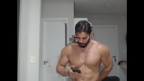 Snapshot of promuscles4u chatting on January 17, 2026, 12:37 am promuscles4u online show from January 17, 2026, 12:37 am