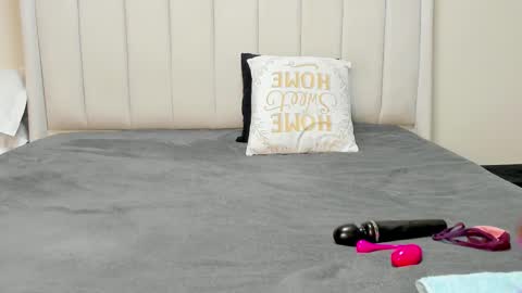 Snapshot of proudafricaka chatting on February 16, 2026, 2:51 am proudafricaka online show from February 16, 2026, 2:51 am