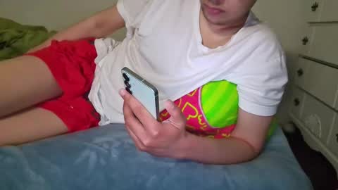 Snapshot of prozac697949 chatting on December 22, 2025, 5:37 am Prozacplz online show from December 22, 2025, 5:37 am