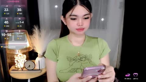 prtty abby03 on ig follow me love online show from November 7, 2025, 1:49 am