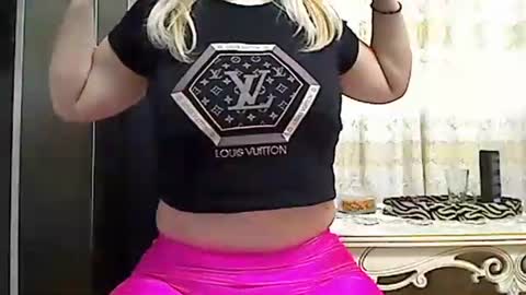 Pryncess sweety online show from October 9, 2025, 7:50 am