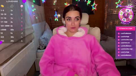 Snapshot of ps4pro chatting on January 15, 2025, 11:30 pm Queen of Pain online show from January 15, 2025, 11:30 pm