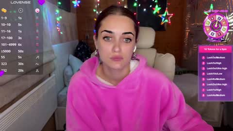 Snapshot of ps4pro chatting on January 16, 2025, 11:27 pm Queen of Pain online show from January 16, 2025, 11:27 pm