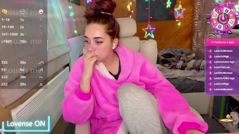 Snapshot of ps4pro chatting on February 18, 2025, 4:48 pm Queen of Pain online show from February 18, 2025, 4:48 pm