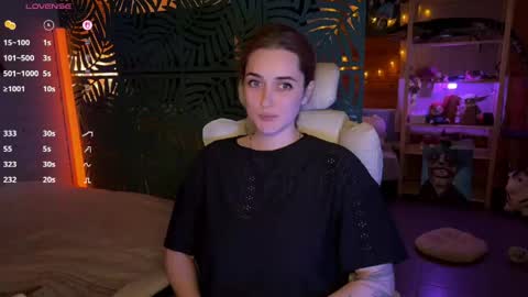 Snapshot of ps4pro chatting on April 28, 2026, 4:12 pm Queen of Pain online show from April 28, 2026, 4:12 pm