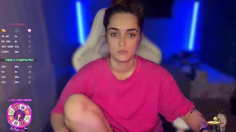 Queen of Pain online show from December 3, 2025, 7:34 pm