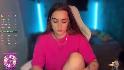 Queen of Pain online show from December 23, 2025, 7:39 am