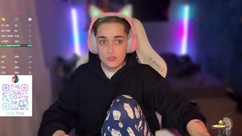 Queen of Pain online show from February 2, 2026, 4:00 am