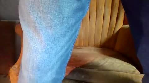 Snapshot of pspee313 chatting on February 13, 2026, 11:23 pm pspee313 online show from February 13, 2026, 11:23 pm