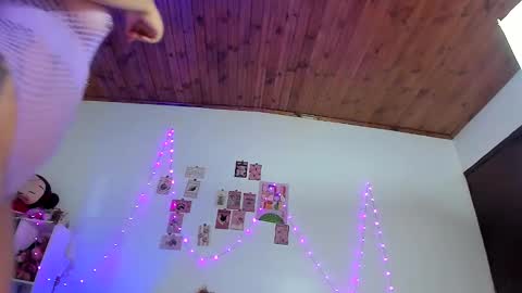 Emma Rico   model indep online show from January 6, 2026, 9:46 am