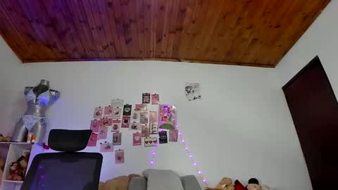 Emma Rico   model indep online show from February 8, 2026, 1:42 am