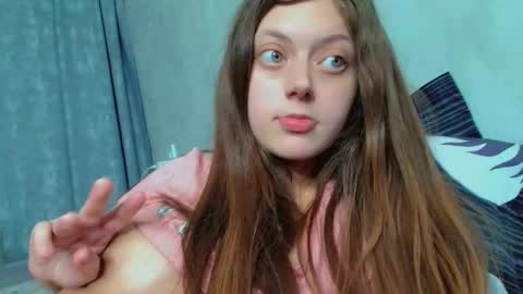 Snapshot of puff_witch chatting on March 8, 2025, 1:17 am Nayaa Nay 3 online show from March 8, 2025, 1:17 am