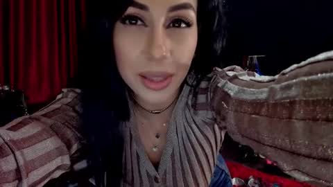 Snapshot of puffy_love chatting on January 15, 2026, 9:40 pm MissPuffyLove online show from January 15, 2026, 9:40 pm