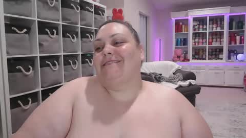 Snapshot of pugglelover chatting on January 27, 2025, 12:48 pm Puggie - online show from January 27, 2025, 12:48 pm