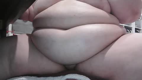 Snapshot of pugglelover chatting on February 21, 2025, 4:16 pm Puggie - online show from February 21, 2025, 4:16 pm