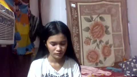 puki_hot online show from October 3, 2025, 10:23 am