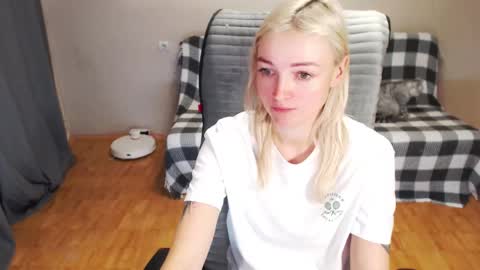 Snapshot of puma_ma chatting on January 13, 2026, 3:34 am Polly online show from January 13, 2026, 3:34 am