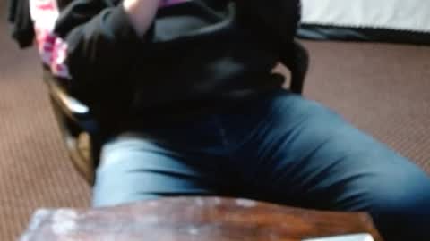 Jojo online show from December 22, 2025, 6:43 am