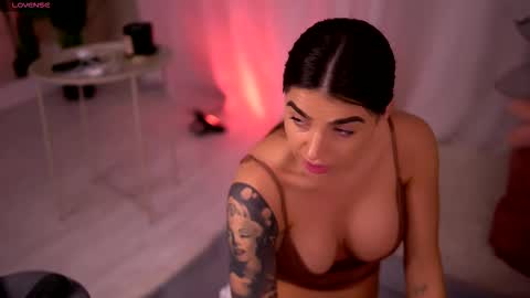 Snapshot of pureellie chatting on February 6, 2026, 4:50 am Emily online show from February 6, 2026, 4:50 am