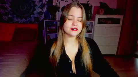 Snapshot of purehanna chatting on December 4, 2025, 2:15 pm Miss Hanna online show from December 4, 2025, 2:15 pm