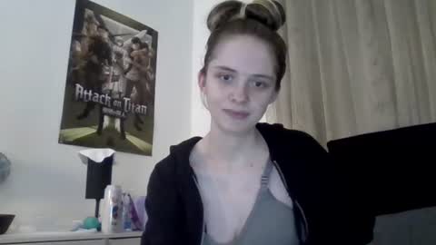 roxy online show from June 17, 2026, 1:19 am