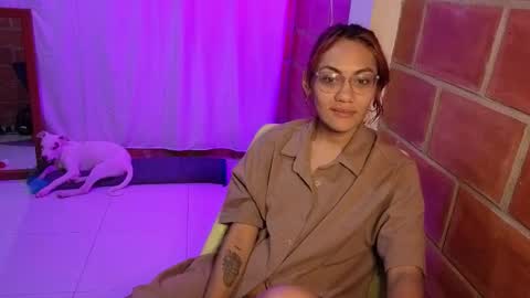 Snapshot of purepleasure25 chatting on December 16, 2025, 12:59 am purepleasure25 online show from December 16, 2025, 12:59 am