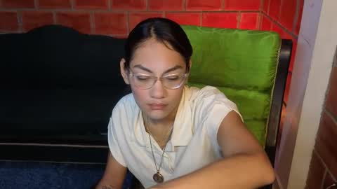 Snapshot of purepleasure25 chatting on January 14, 2026, 4:18 am purepleasure25 online show from January 14, 2026, 4:18 am