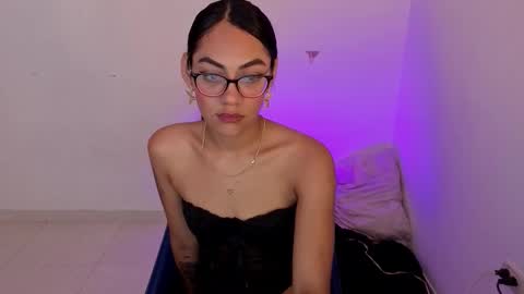 Snapshot of purepleasure25 chatting on February 18, 2026, 9:00 pm purepleasure25 online show from February 18, 2026, 9:00 pm