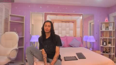 Snapshot of puretemptation_ chatting on March 28, 2026, 7:46 pm Experienced guys online show from March 28, 2026, 7:46 pm