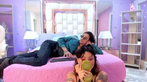 Snapshot of puretemptation_ chatting on April 24, 2026, 8:11 pm Experienced guys online show from April 24, 2026, 8:11 pm