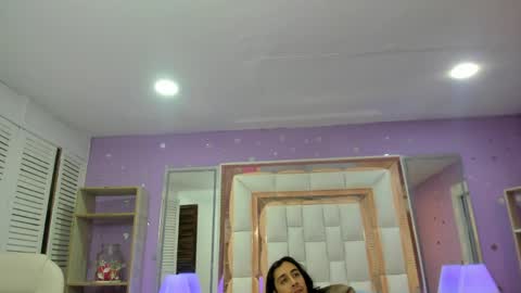 Snapshot of puretemptation_ chatting on May 25, 2026, 7:31 pm Experienced guys online show from May 25, 2026, 7:31 pm